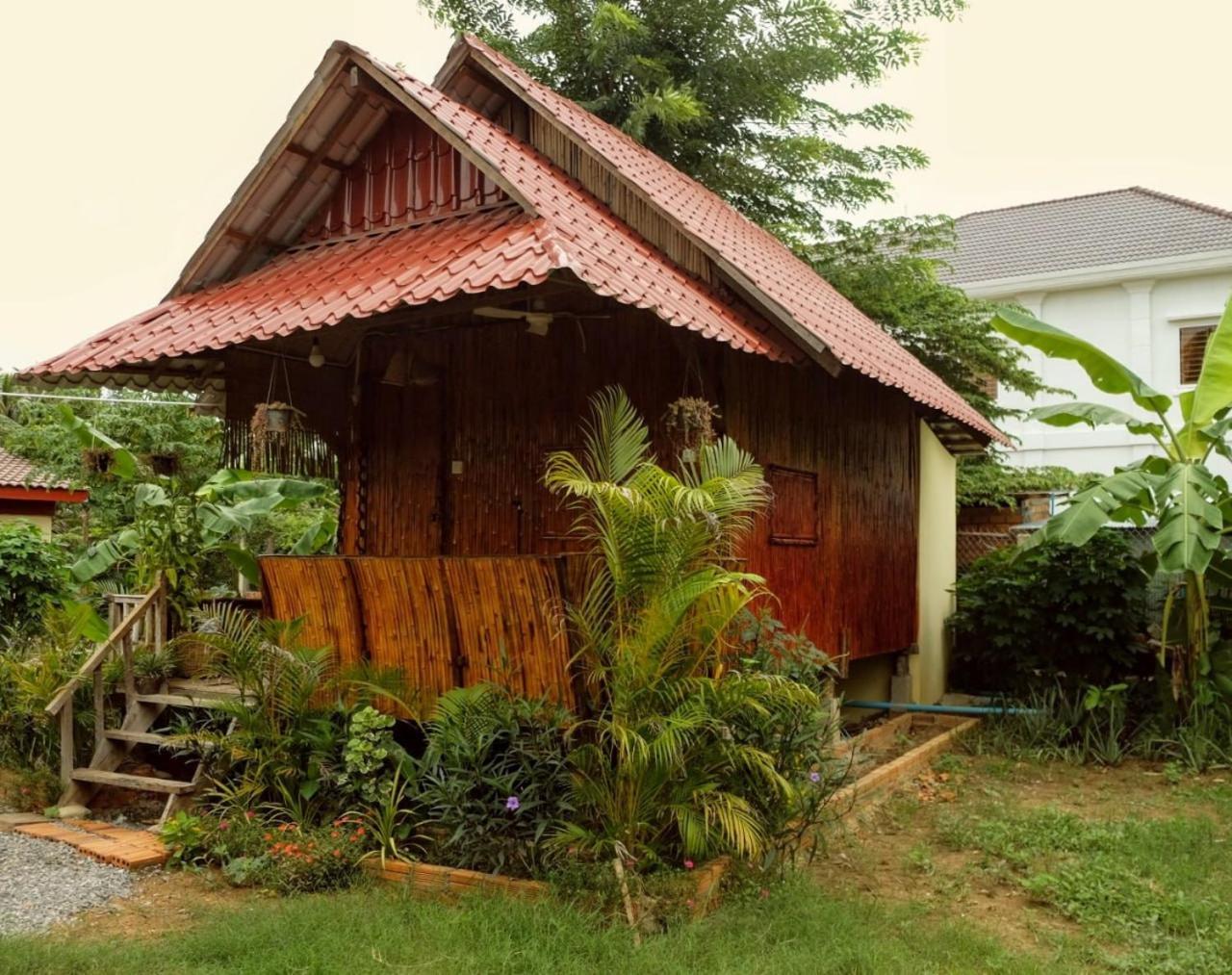 Odambang Village Homestay พระตะบอง ภายนอก รูปภาพ