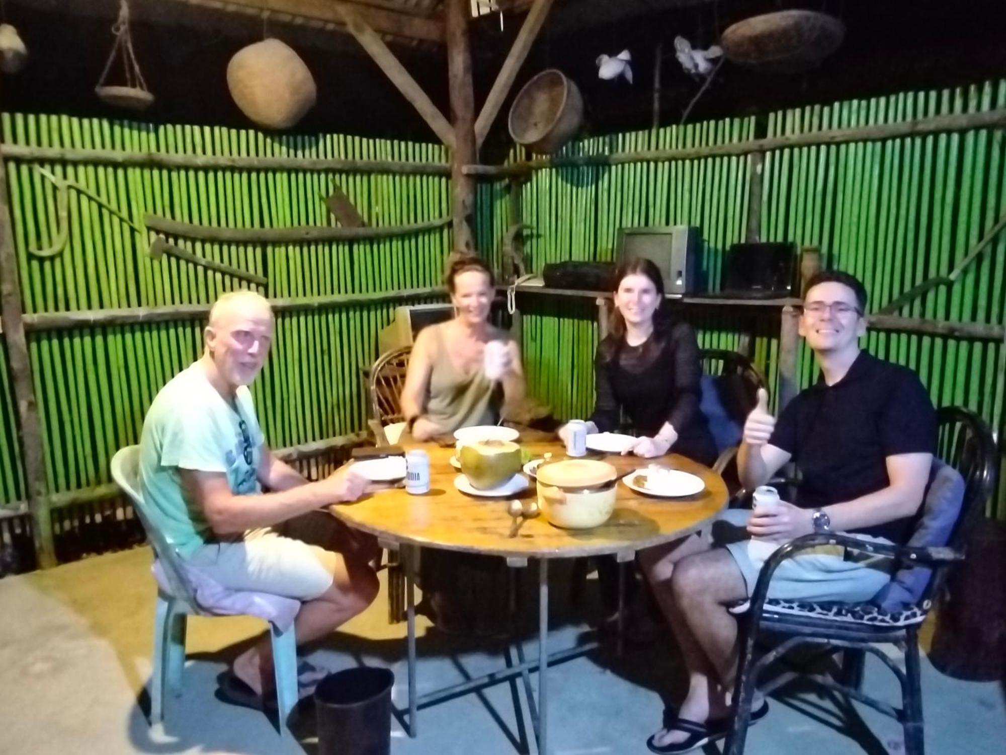 Odambang Village Homestay พระตะบอง ภายนอก รูปภาพ