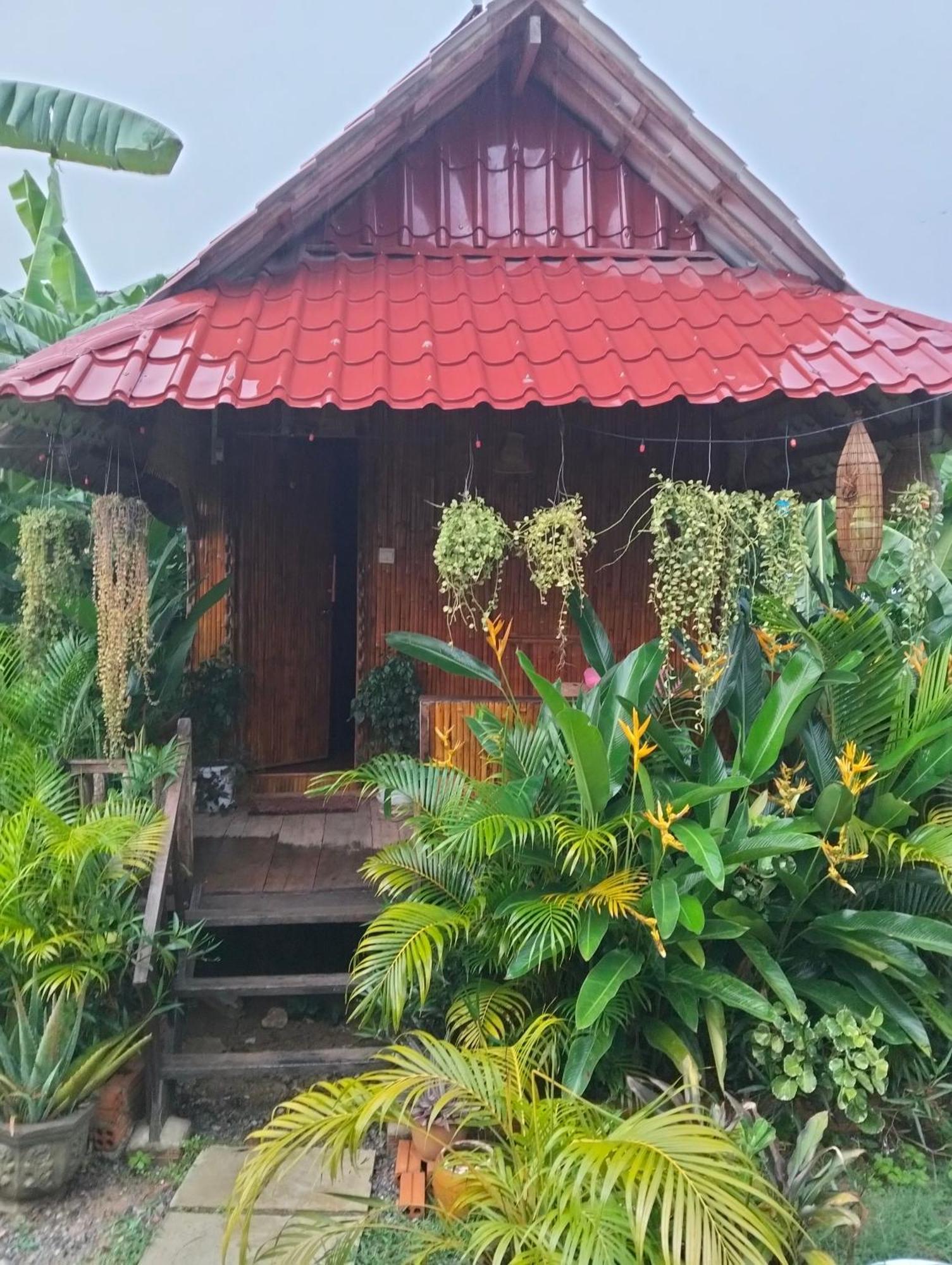Odambang Village Homestay พระตะบอง ภายนอก รูปภาพ