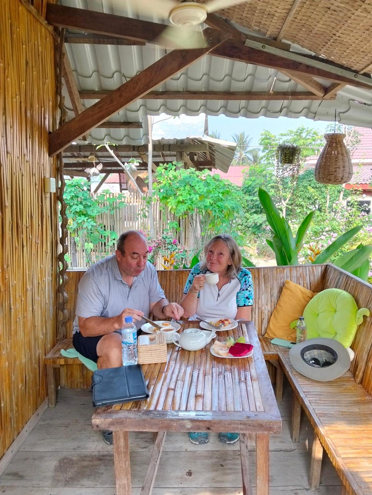 Odambang Village Homestay พระตะบอง ภายนอก รูปภาพ